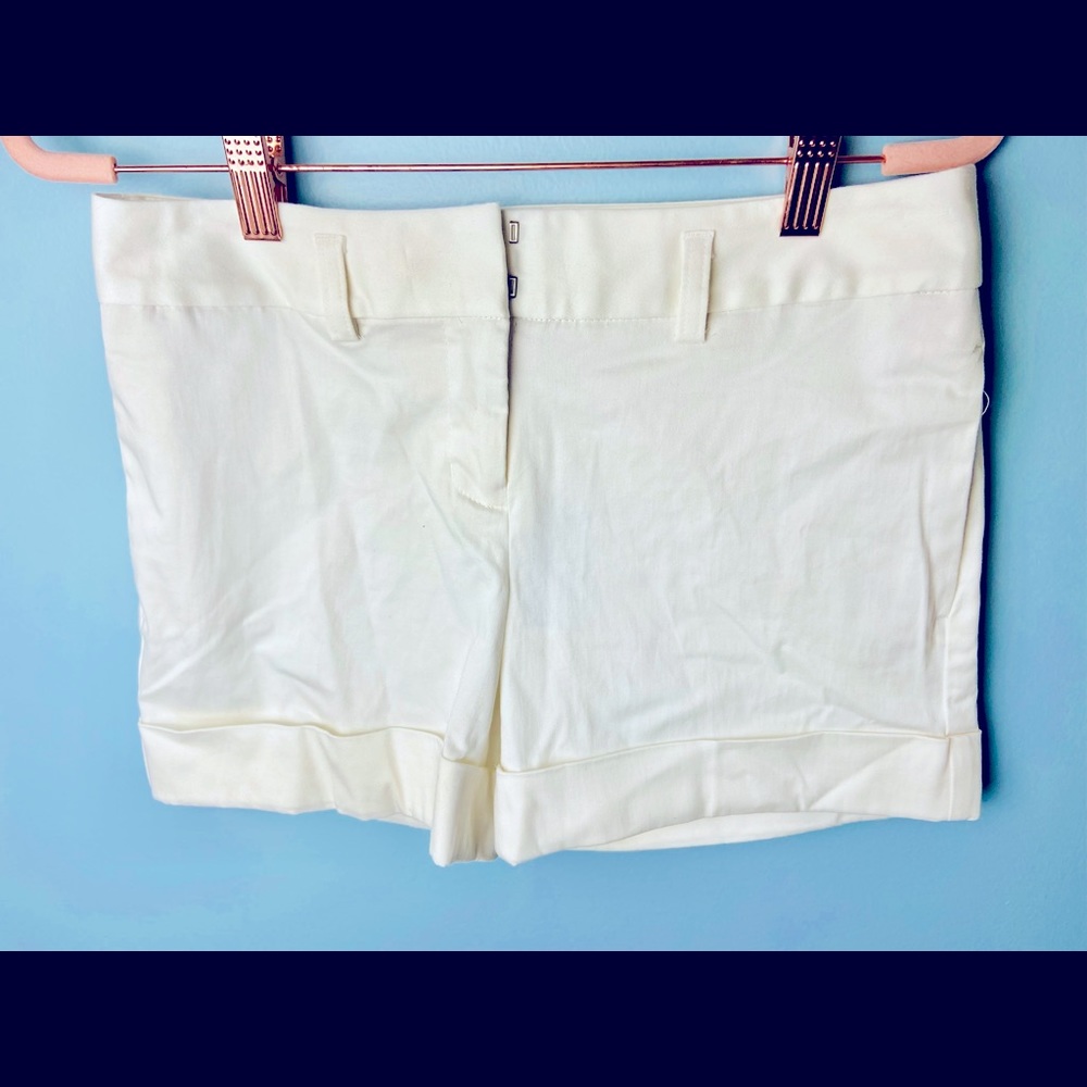 EXPRESS SHORTS SIZE - 00